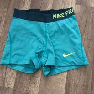 nike pros